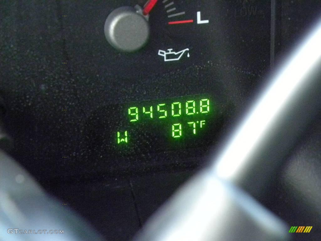 2003 Expedition XLT - Dark Shadow Grey Metallic / Flint Grey photo #23