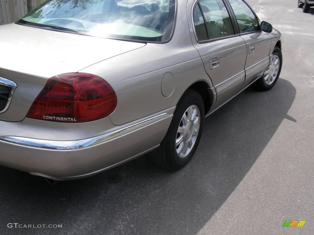 1999 Continental  - Light Parchment Metallic / Light Parchment photo #7
