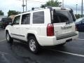 2006 Stone White Jeep Commander Limited  photo #3