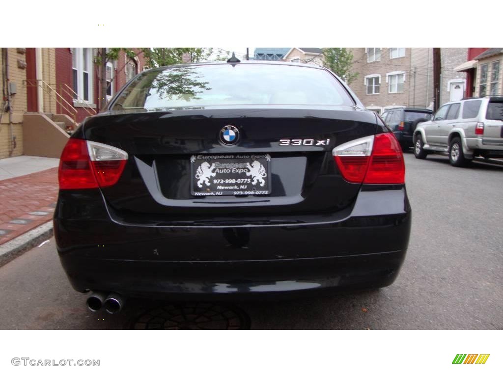 2006 3 Series 330xi Sedan - Jet Black / Beige photo #5