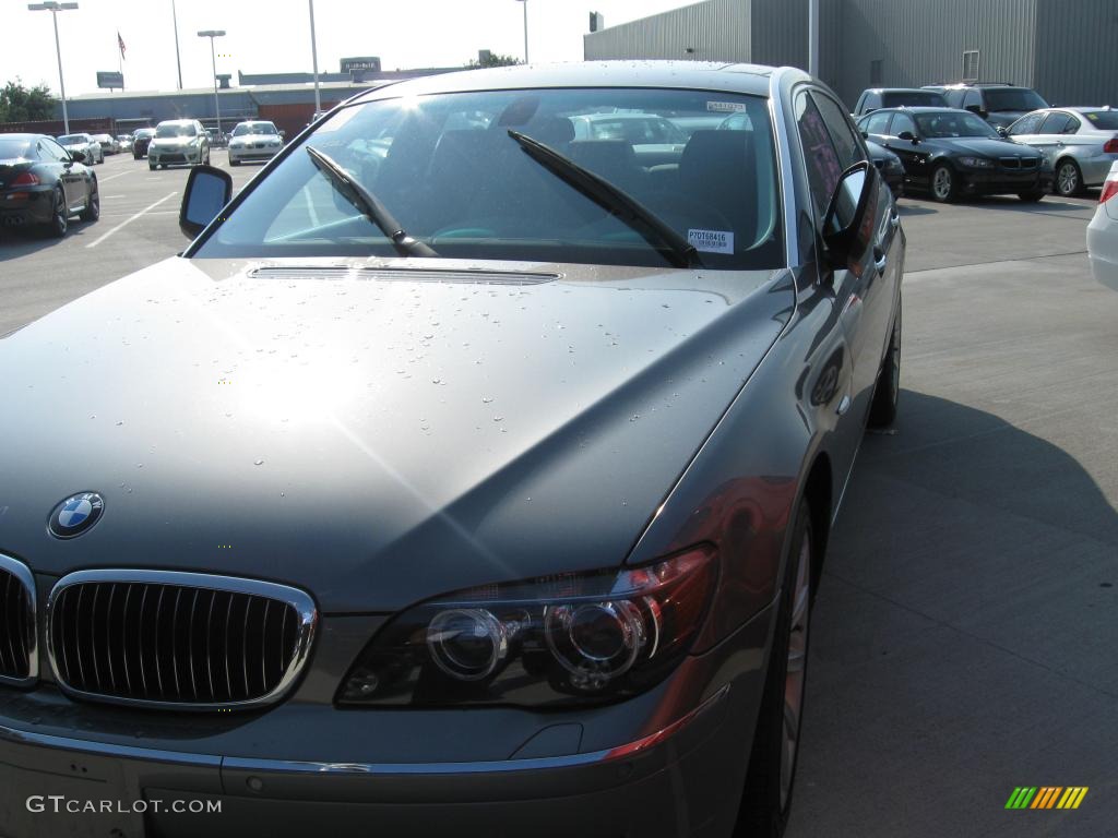 Titanium Grey Metallic BMW 7 Series