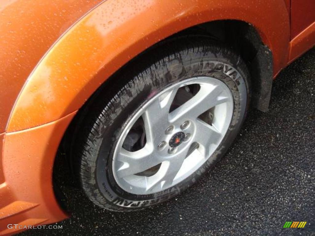 2005 Vibe  - Fusion Orange Metallic / Graphite photo #9
