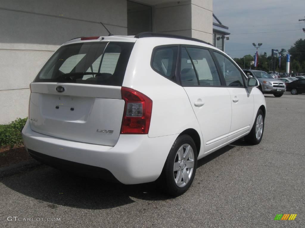 2008 Rondo LX V6 - Clear White / Gray photo #3