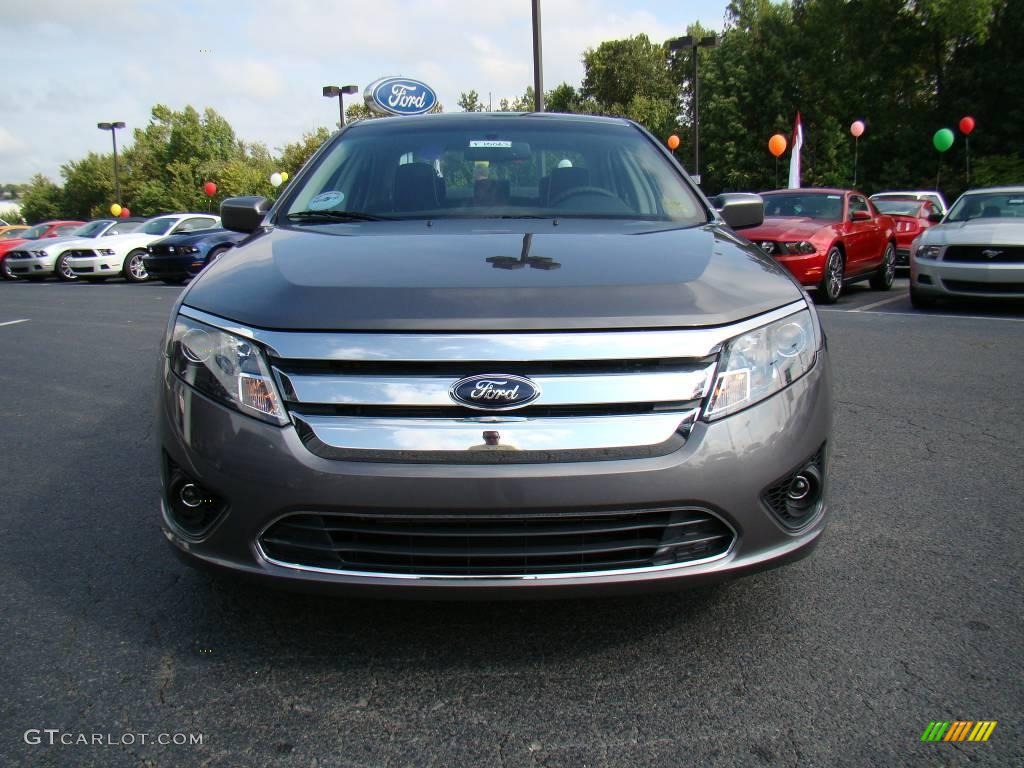 2010 Fusion SE - Sterling Grey Metallic / Charcoal Black photo #7