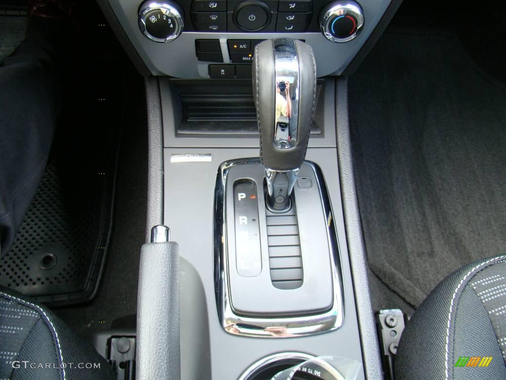 2010 Fusion SE - Sterling Grey Metallic / Charcoal Black photo #25