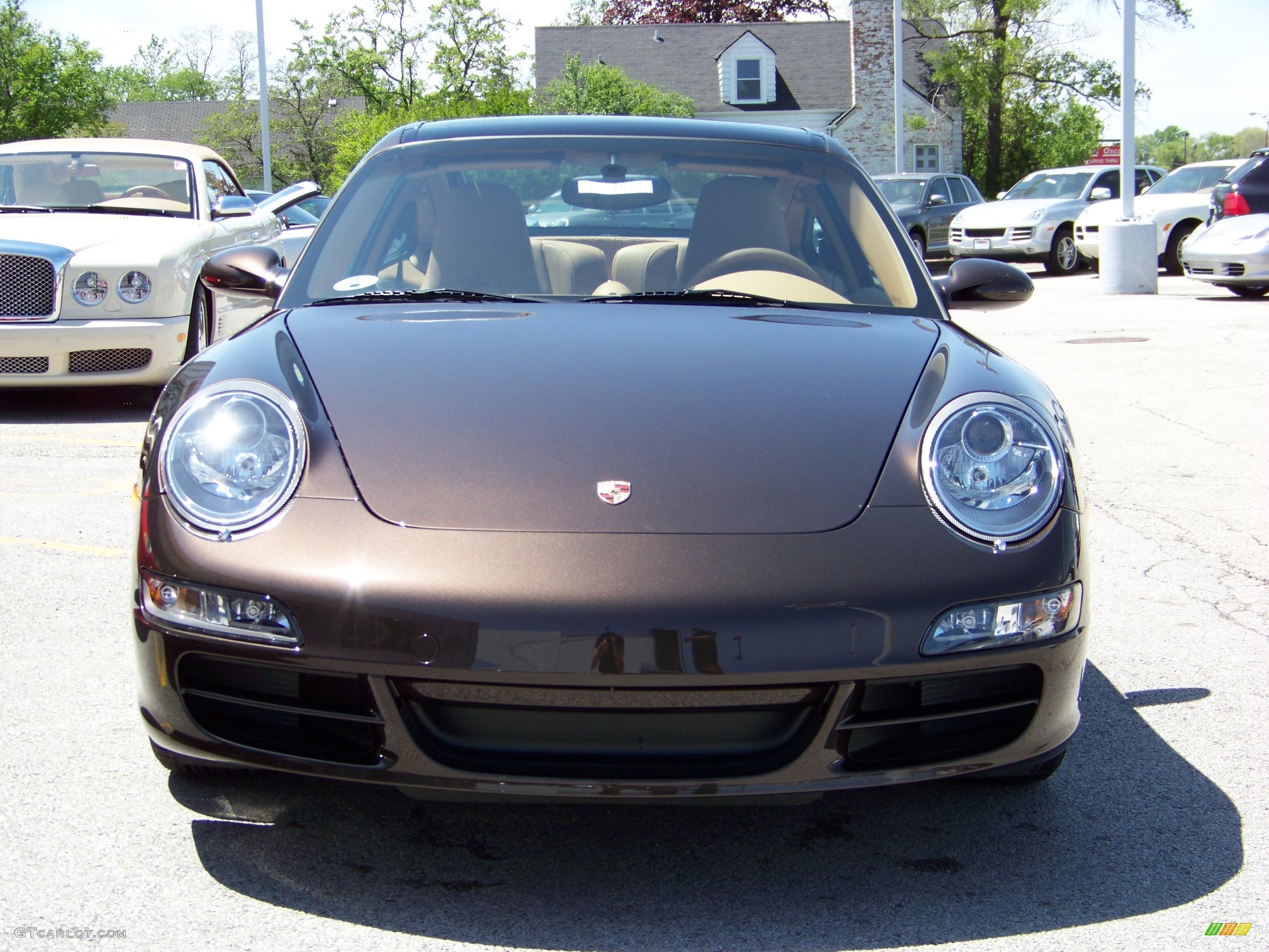 2008 911 Targa 4 - Macadamia Metallic / Sand Beige photo #2