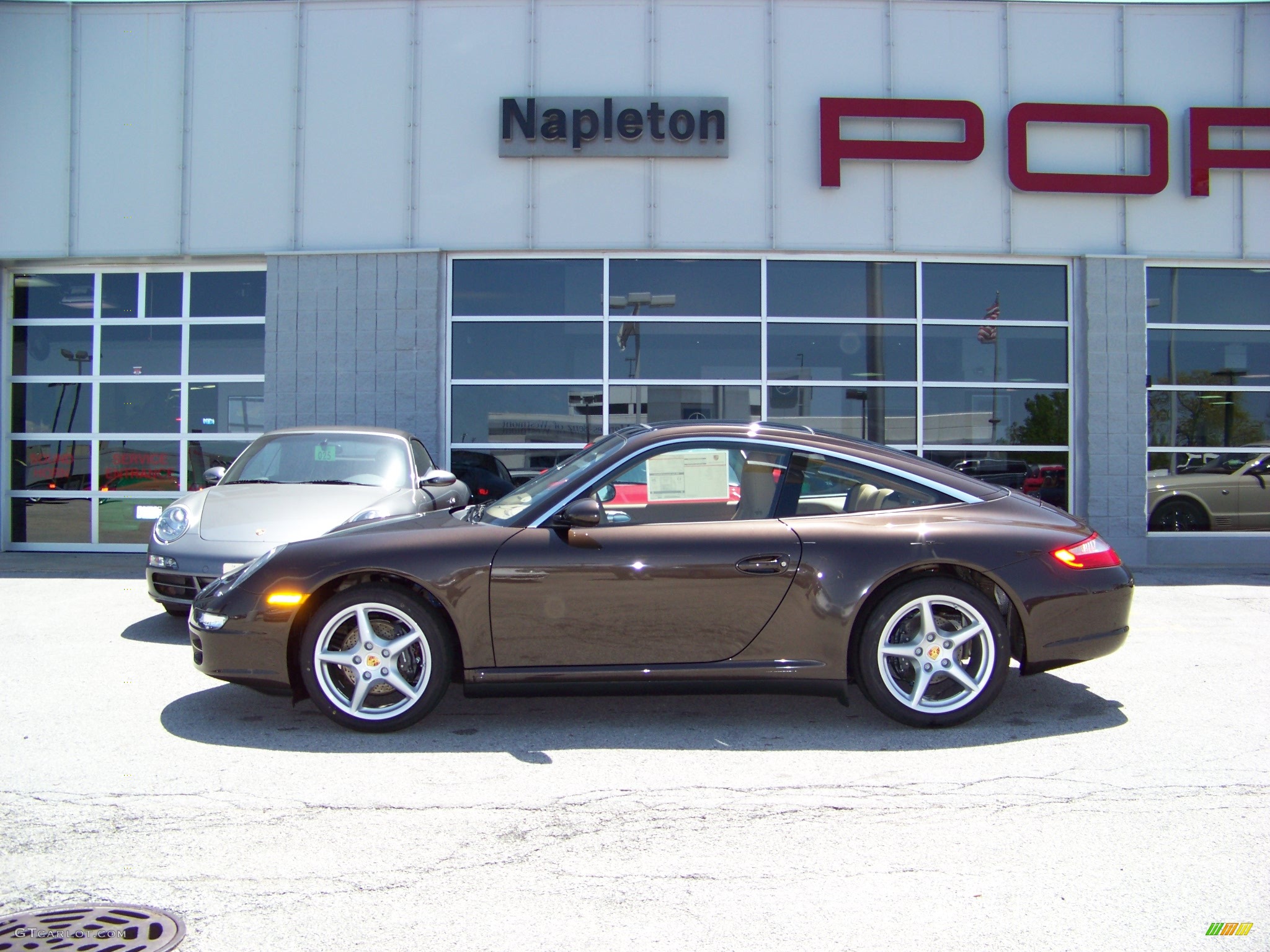 2008 911 Targa 4 - Macadamia Metallic / Sand Beige photo #7