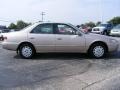 1999 Cashmere Beige Metallic Toyota Camry LE  photo #2