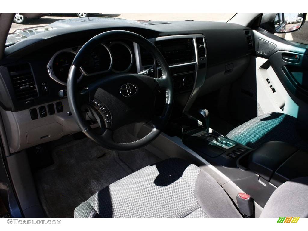 2004 4Runner Sport Edition 4x4 - Galactic Gray Mica / Dark Charcoal photo #6
