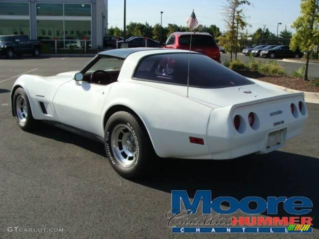 1982 Corvette Coupe - White / Dark Red photo #6