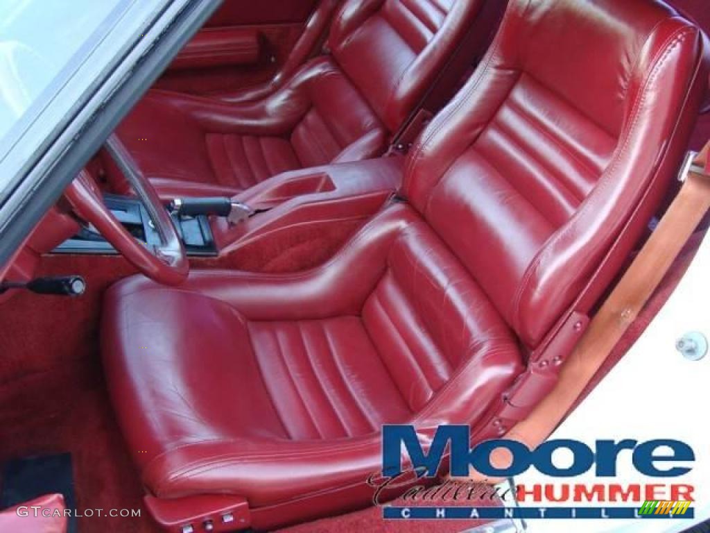 1982 Corvette Coupe - White / Dark Red photo #13