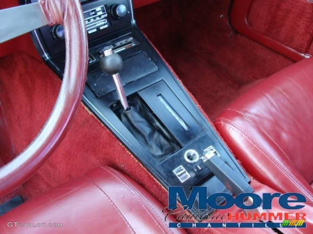 1982 Corvette Coupe - White / Dark Red photo #17