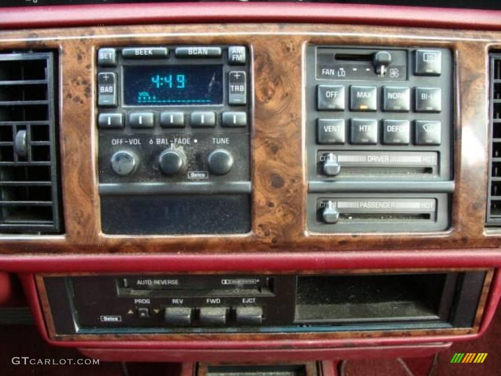 1994 Regal Custom Sedan - Claret Red Metallic / Red photo #11