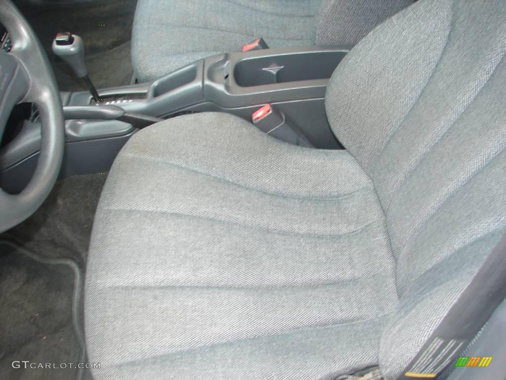 1999 Cavalier Sedan - Bright White / Graphite photo #13