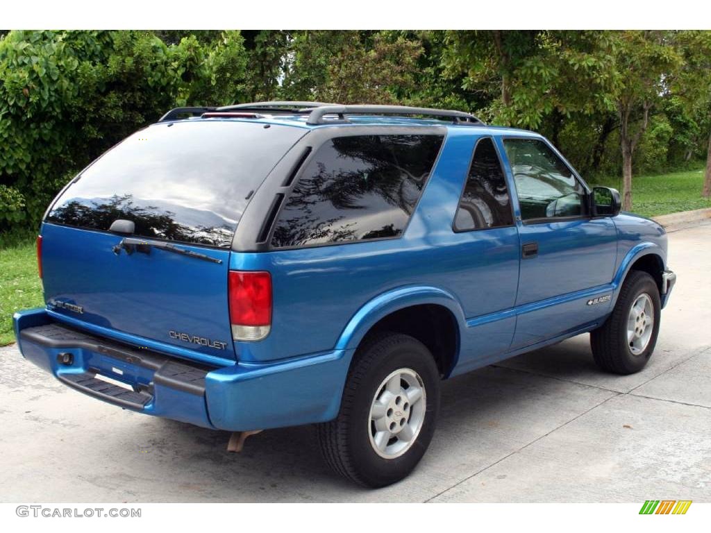 2000 Blazer LS 4x4 - Space Blue Metallic / Medium Gray photo #7