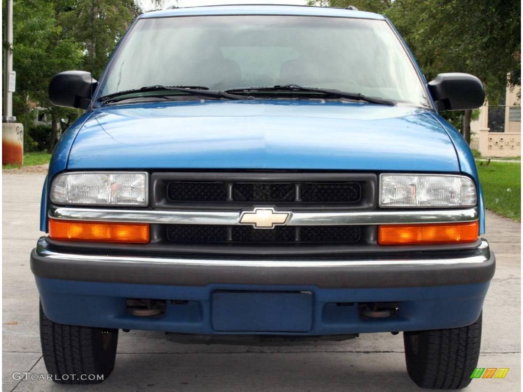 2000 Blazer LS 4x4 - Space Blue Metallic / Medium Gray photo #11