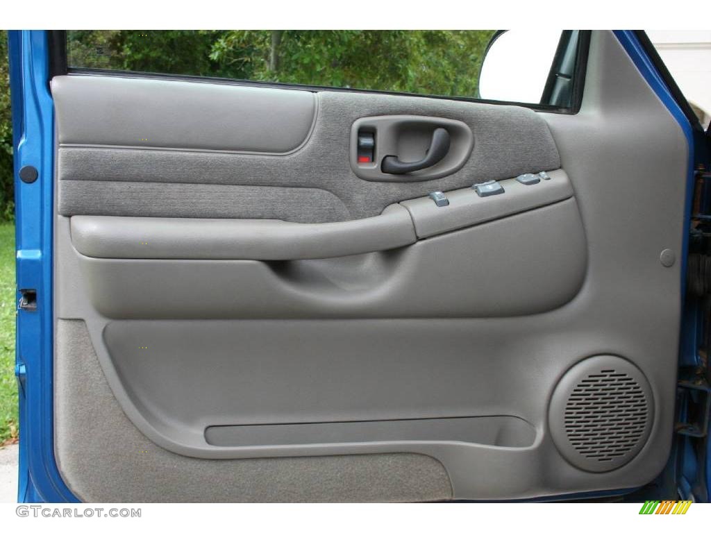 2000 Blazer LS 4x4 - Space Blue Metallic / Medium Gray photo #33