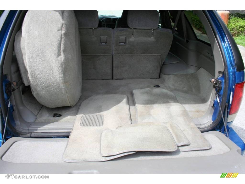2000 Blazer LS 4x4 - Space Blue Metallic / Medium Gray photo #53