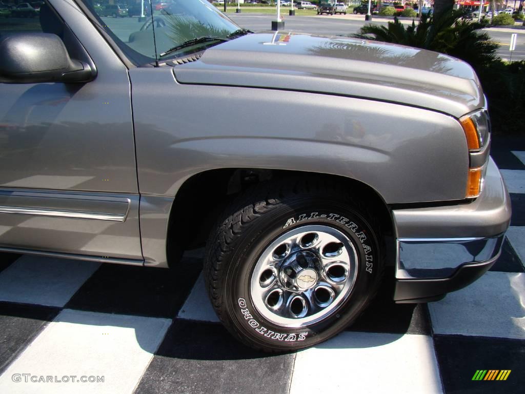 2006 Silverado 1500 LS Crew Cab - Graystone Metallic / Dark Charcoal photo #20