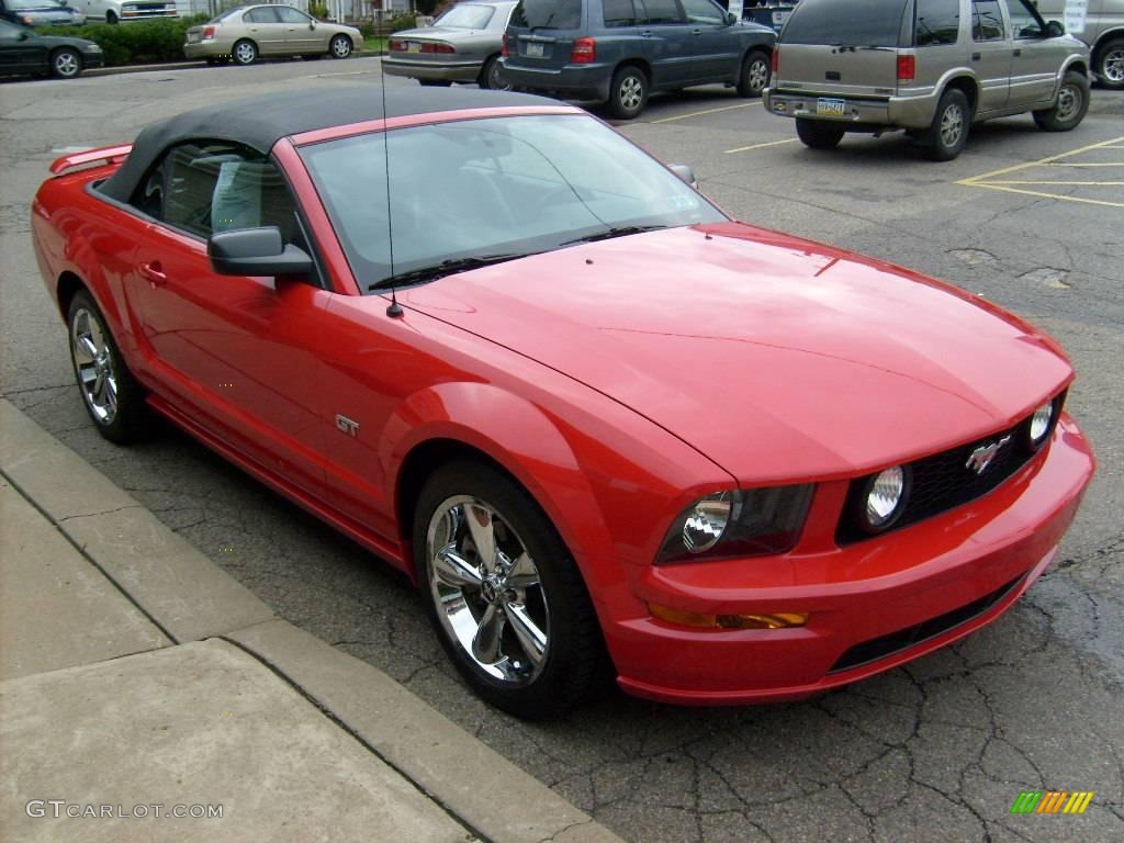 2007 Mustang GT Premium Convertible - Torch Red / Dark Charcoal photo #6