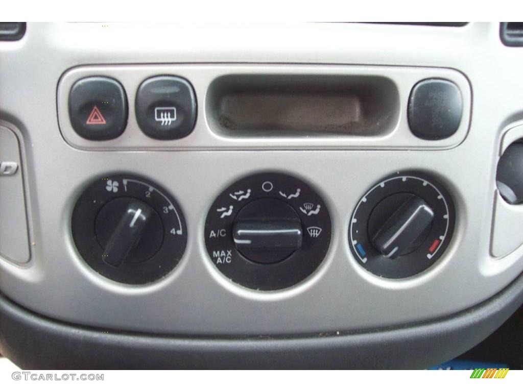 2005 Escape XLT V6 4WD - Redfire Metallic / Medium/Dark Flint Grey photo #17