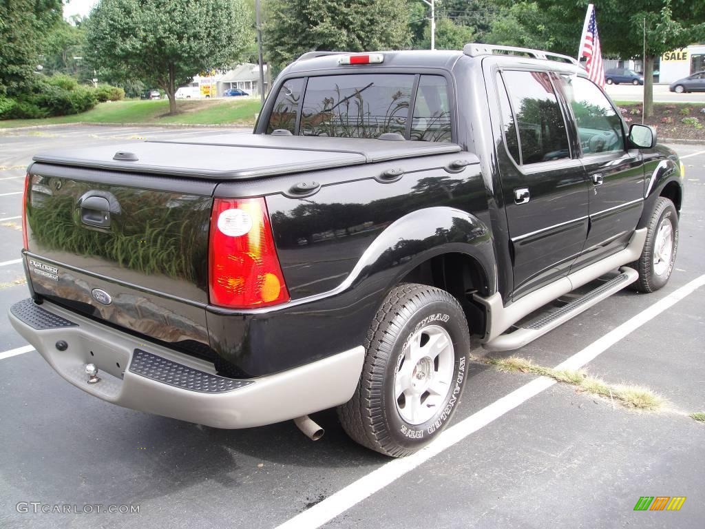 2003 Explorer Sport Trac XLT 4x4 - Black / Medium Flint photo #5