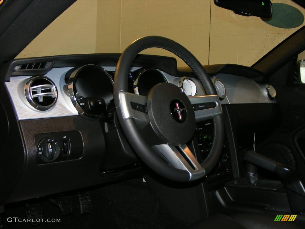 2008 Mustang GT Premium Coupe - Black / Dark Charcoal photo #9