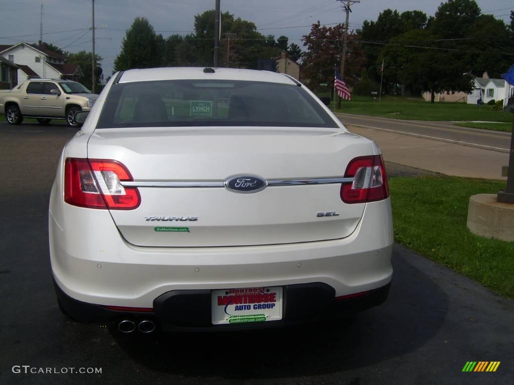 2010 Taurus SEL - White Platinum Metallic Tri-Coat / Charcoal Black photo #5