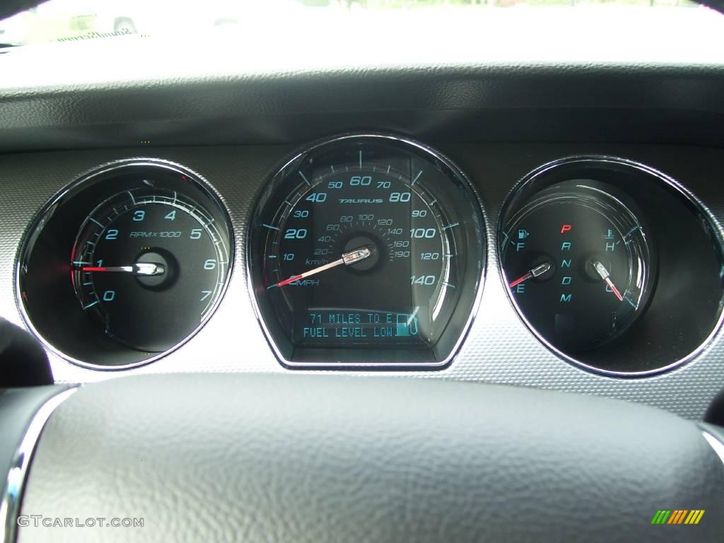 2010 Taurus SEL - White Platinum Metallic Tri-Coat / Charcoal Black photo #10