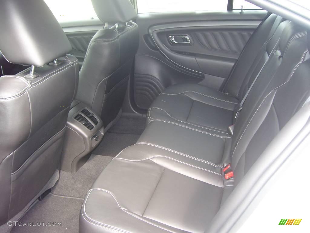 2010 Taurus SEL - White Platinum Metallic Tri-Coat / Charcoal Black photo #17