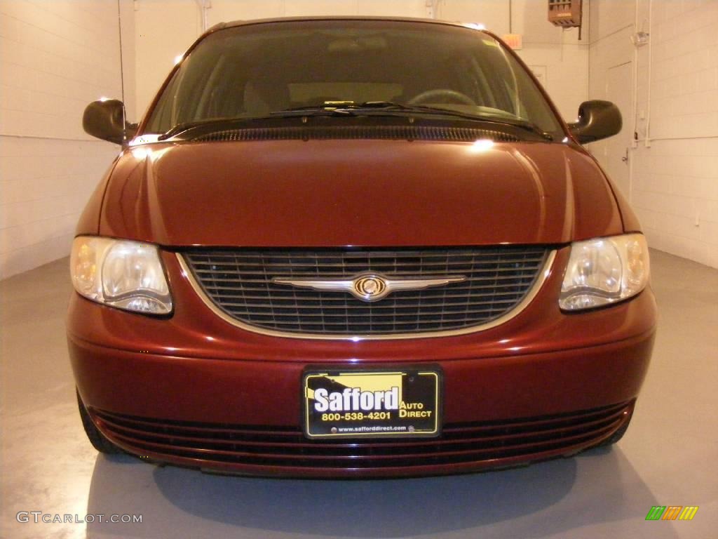 2001 Town & Country LX - Dark Garnet Red Pearl / Taupe photo #2