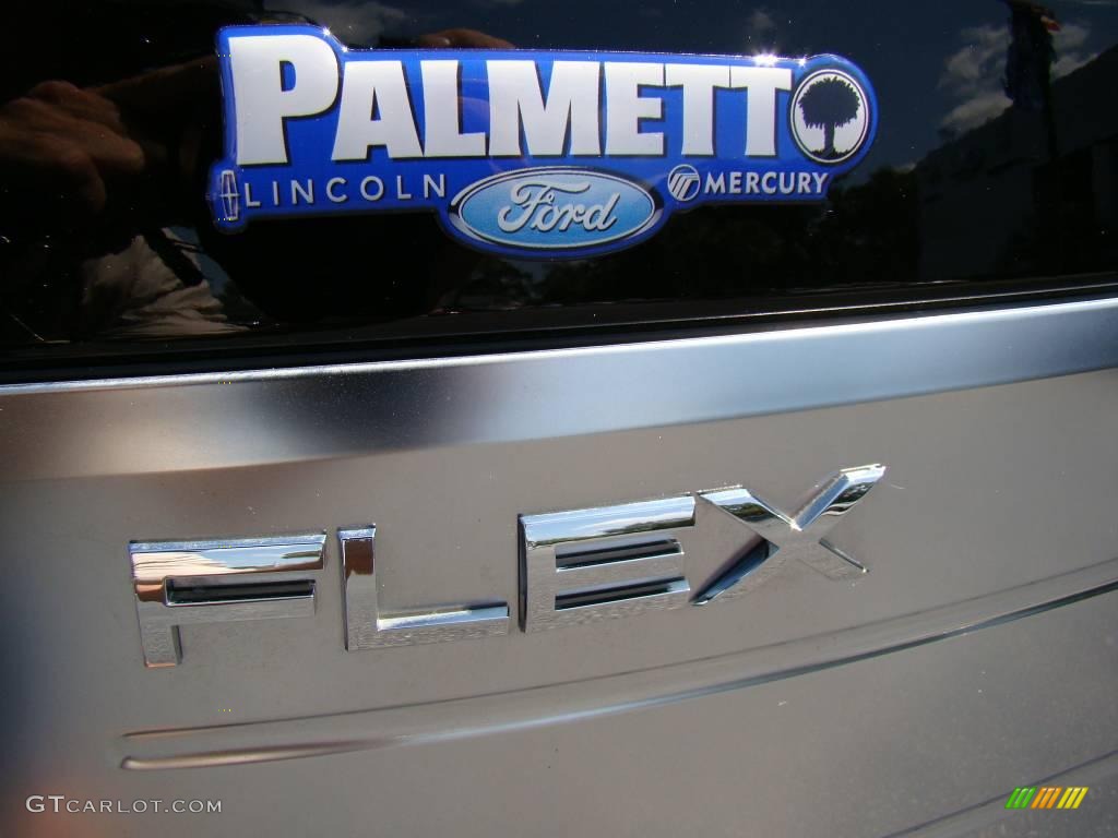 2009 Flex Limited - Black / Charcoal Black photo #30