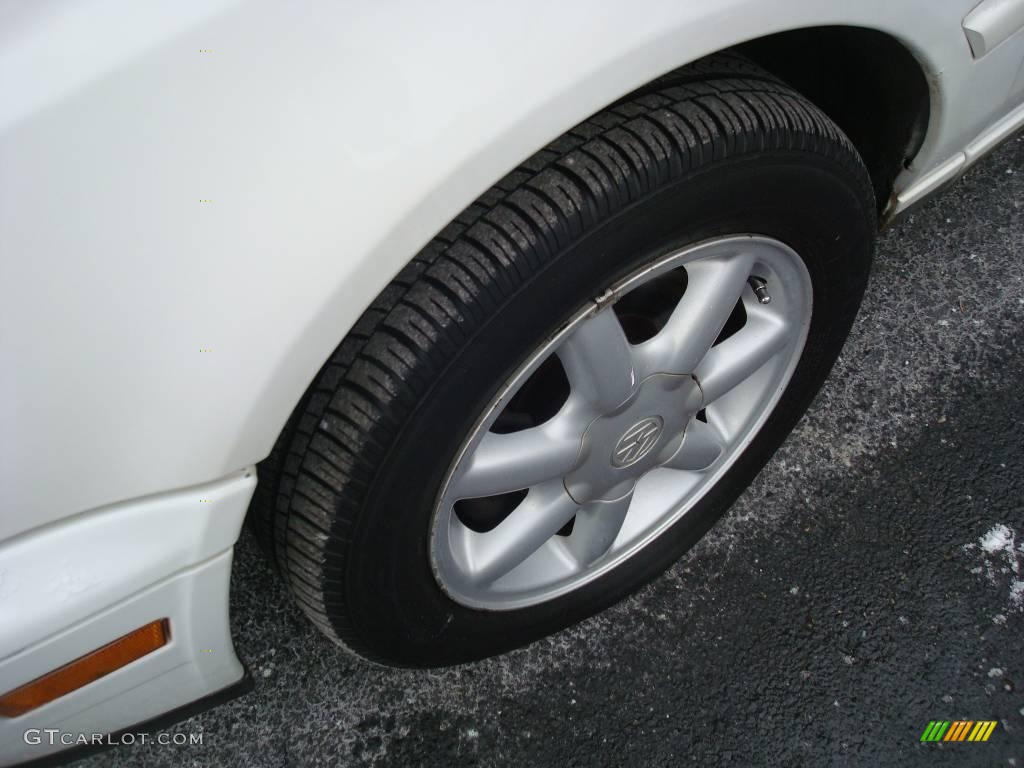1997 Jetta GLS Sedan - Cool White / Grey photo #9