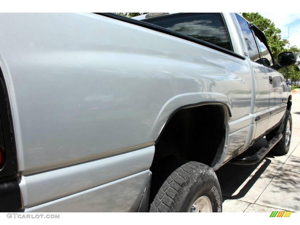 2000 Ram 2500 SLT Extended Cab 4x4 - Light Driftwood Satin Glow / Mist Gray photo #15