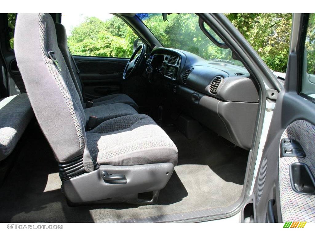2000 Ram 2500 SLT Extended Cab 4x4 - Light Driftwood Satin Glow / Mist Gray photo #34