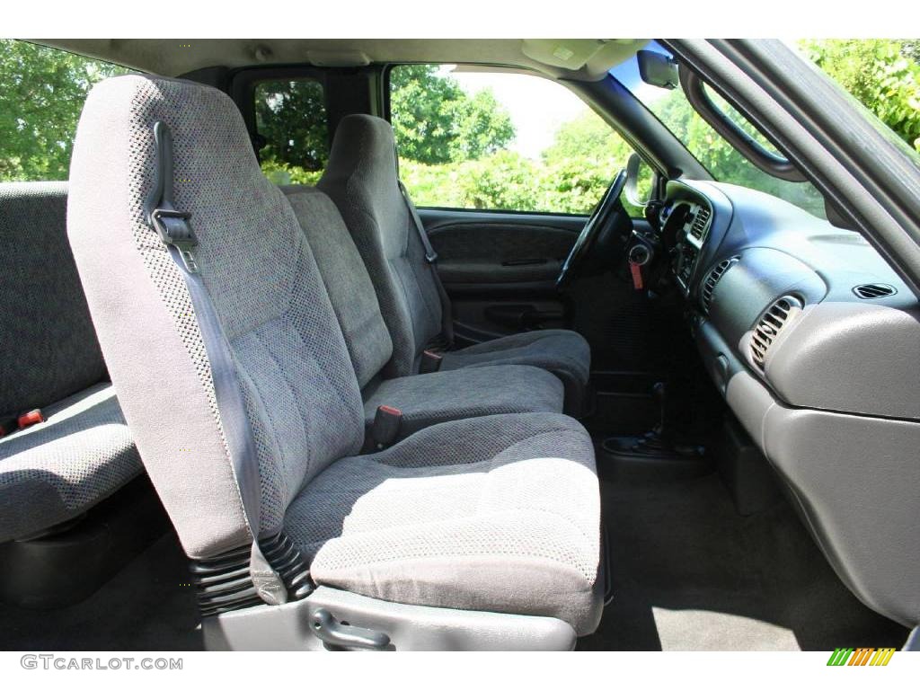 2000 Ram 2500 SLT Extended Cab 4x4 - Light Driftwood Satin Glow / Mist Gray photo #38