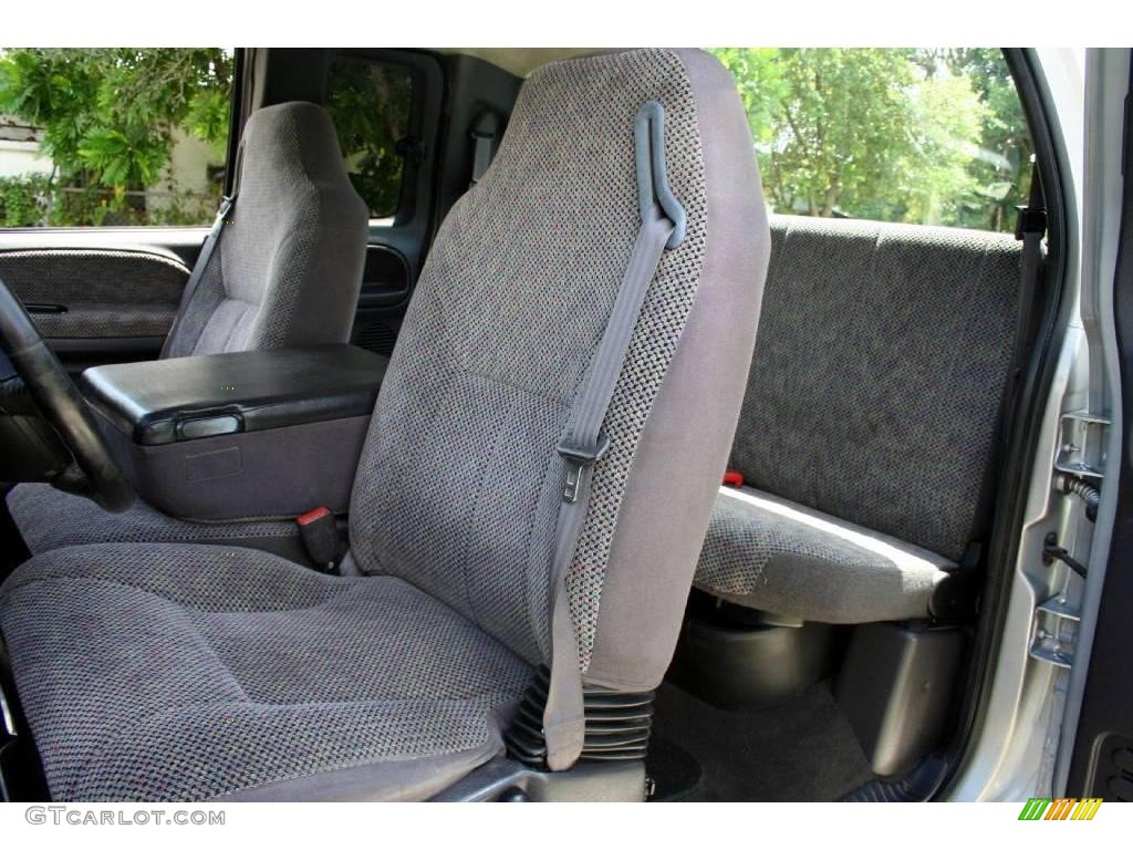 2000 Ram 2500 SLT Extended Cab 4x4 - Light Driftwood Satin Glow / Mist Gray photo #39