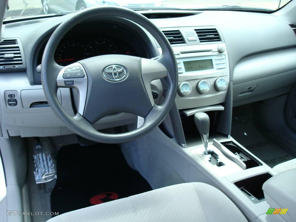 2008 Camry LE - Classic Silver Metallic / Bisque photo #13