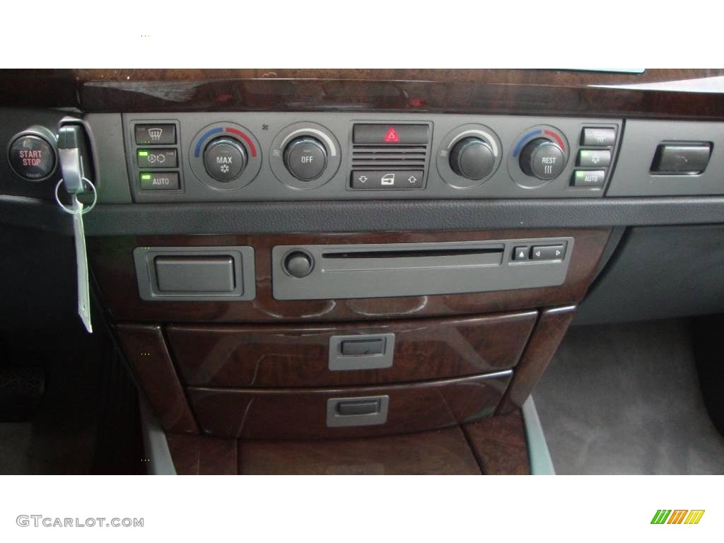 2003 7 Series 745i Sedan - Titanium Silver Metallic / Basalt Grey/Flannel Grey photo #18