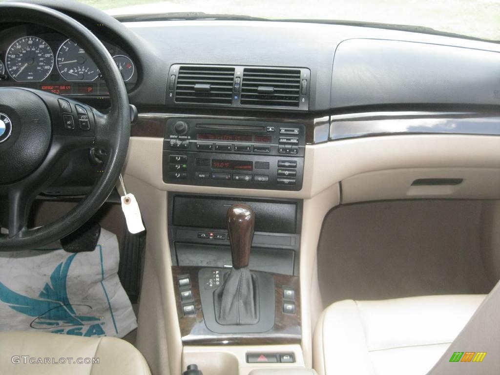 2002 3 Series 330i Convertible - Alpine White / Sand photo #31