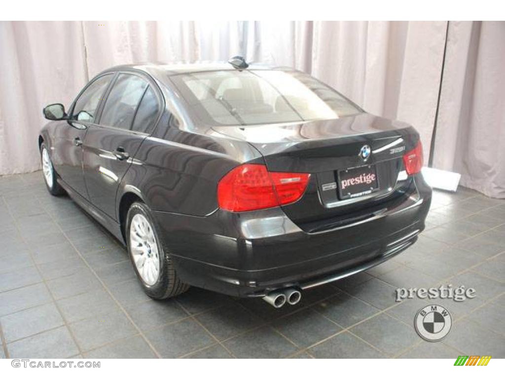 2009 3 Series 328i Sedan - Black Sapphire Metallic / Black photo #3
