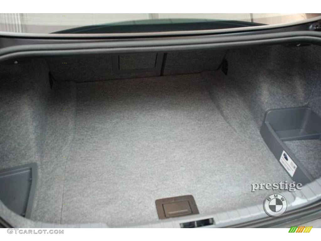 2009 3 Series 328i Sedan - Black Sapphire Metallic / Black photo #4