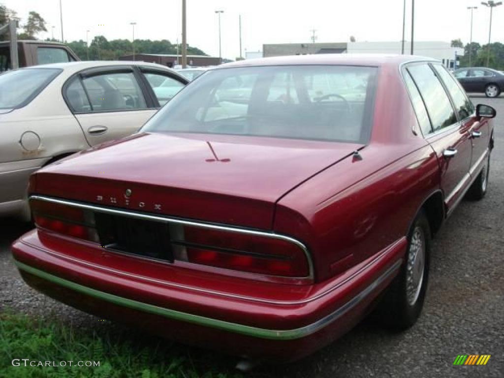 1996 Park Avenue  - Medium Garnet Red Metallic / Red photo #2