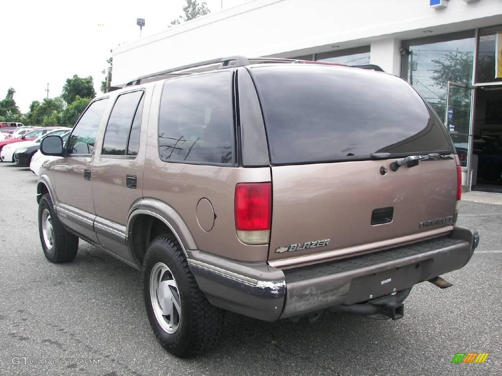 1997 Blazer LT 4x4 - Smokey Caramel Metallic / Neutral photo #4