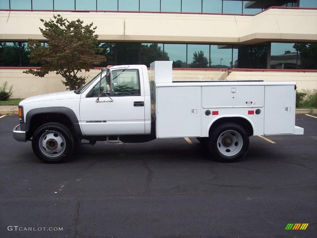 2001 Silverado 3500 Regular Cab Chassis - Summit White / Graphite photo #2