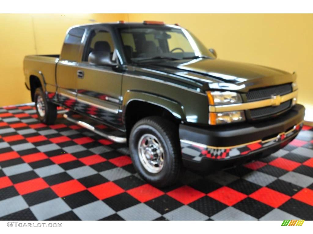 2004 Silverado 2500HD LS Extended Cab 4x4 - Dark Green Metallic / Dark Charcoal photo #20