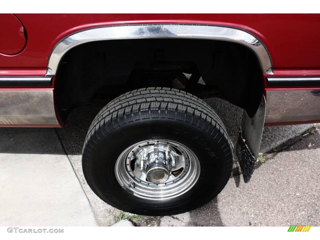 1997 Ram 2500 Laramie Extended Cab 4x4 - Red Metallic / Gray photo #20