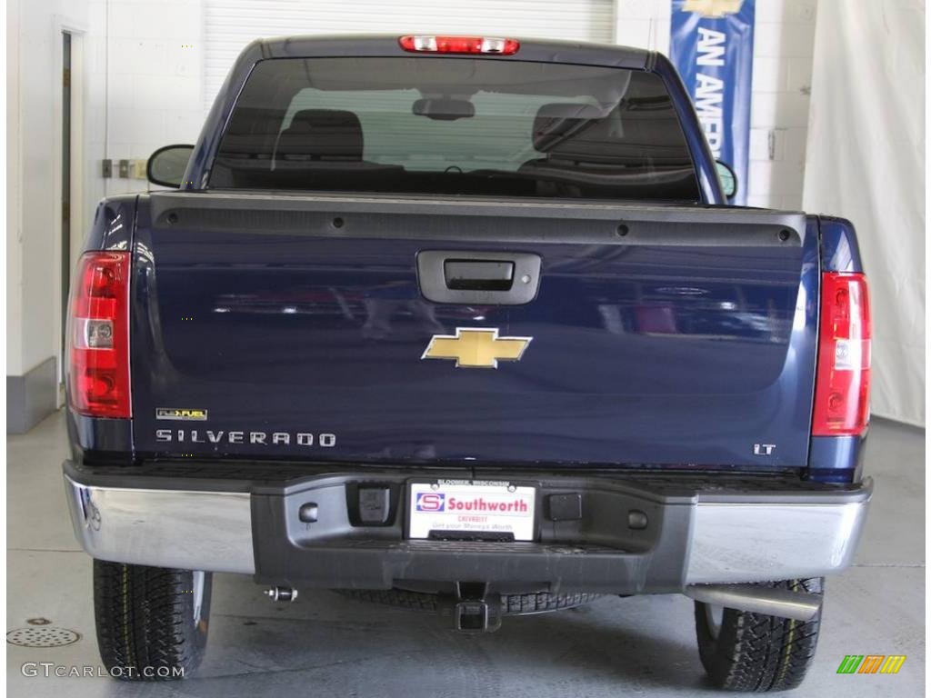 2009 Silverado 1500 LT Extended Cab 4x4 - Imperial Blue Metallic / Ebony photo #3