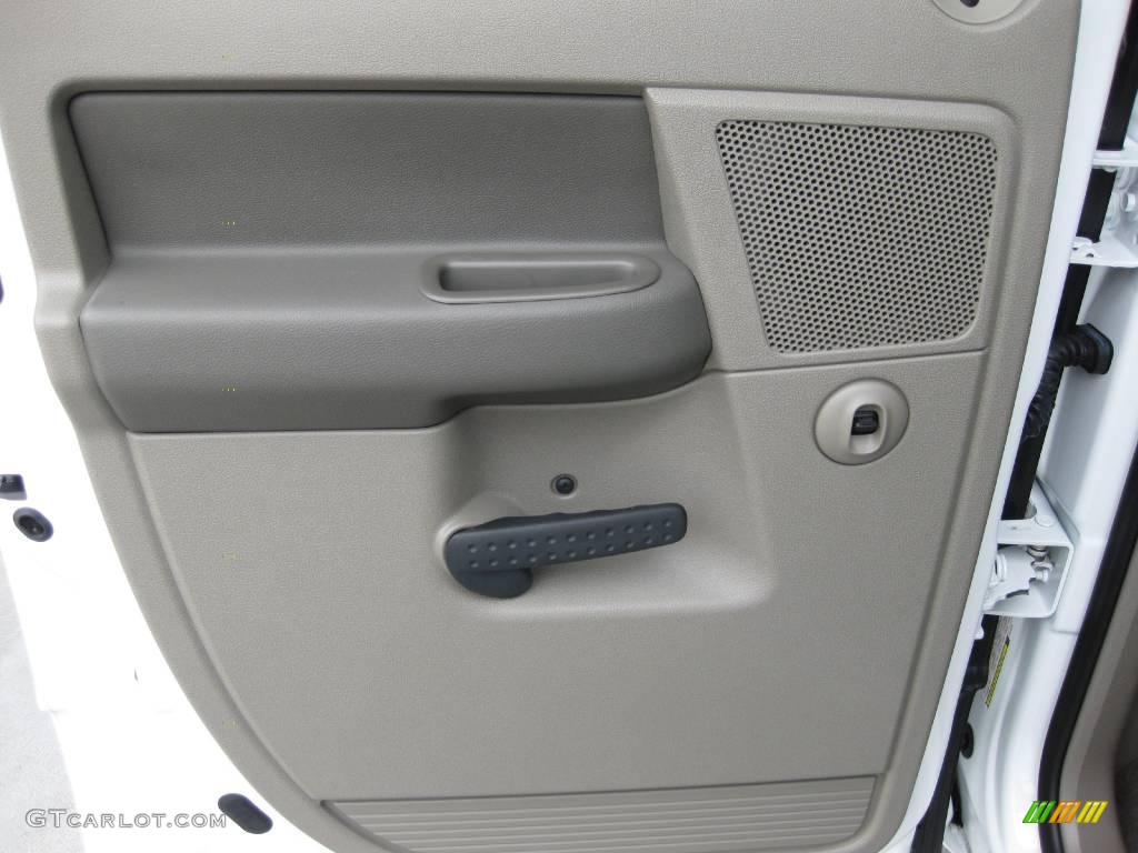 2007 Ram 3500 Laramie Quad Cab 4x4 - Bright White / Medium Slate Gray photo #28