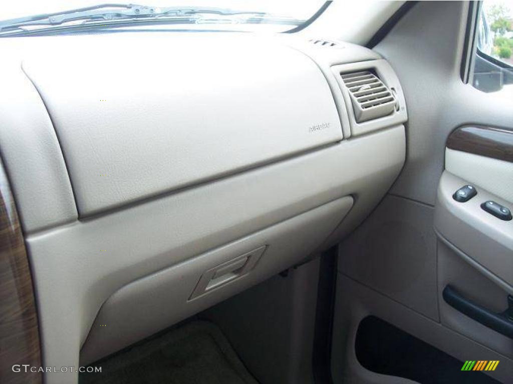 2003 Explorer Eddie Bauer 4x4 - Medium Wedgewood Blue Metallic / Medium Parchment Beige photo #22